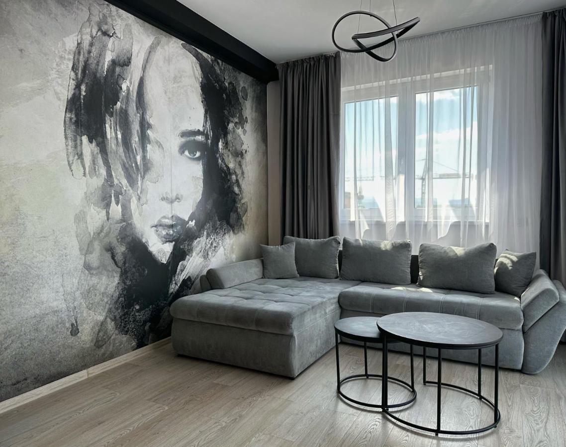 Koa - Urban Penthouse Appartement Braşov Buitenkant foto