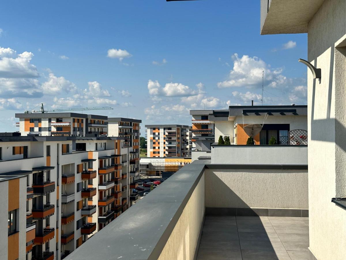 Koa - Urban Penthouse Appartement Braşov Buitenkant foto
